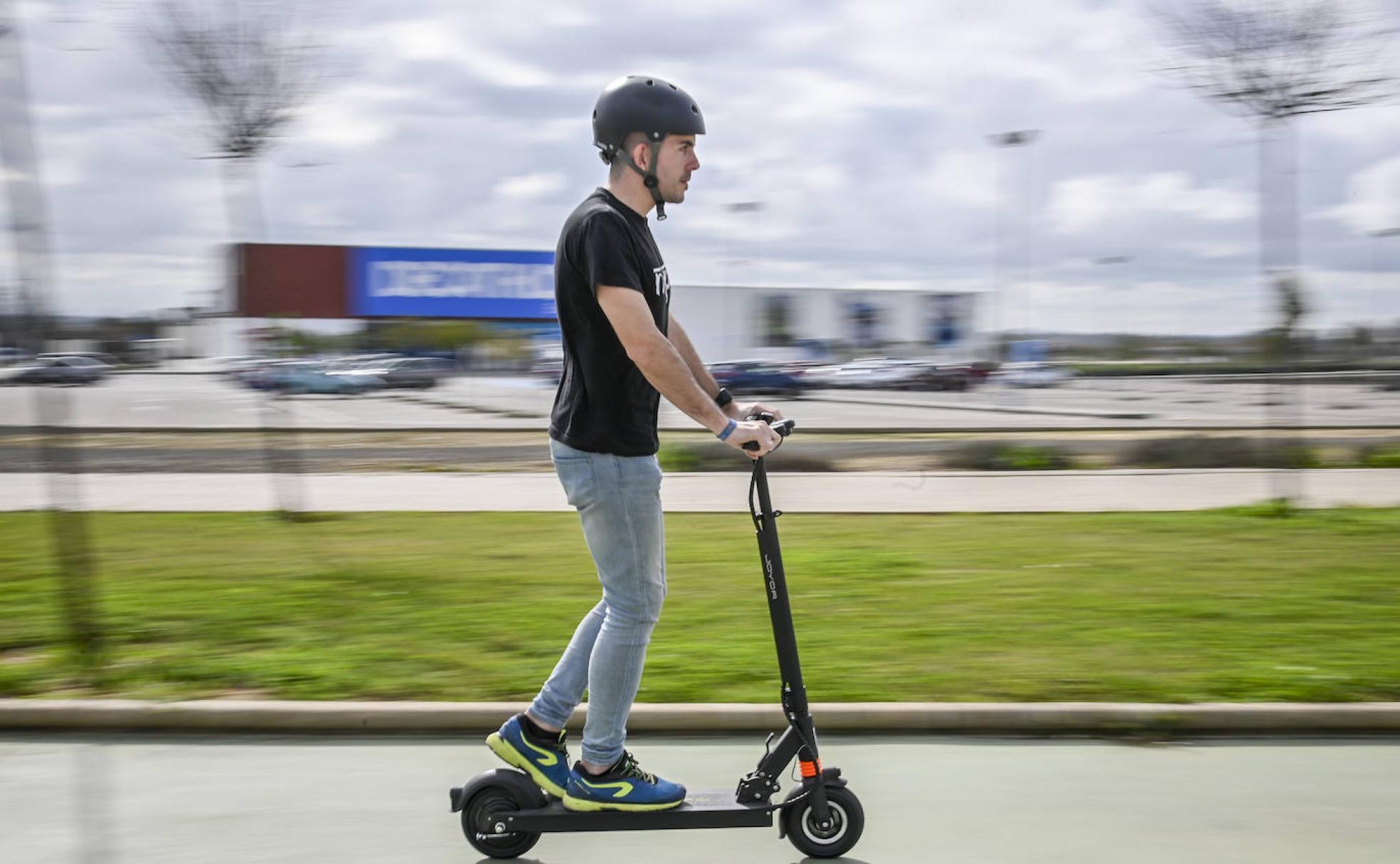 Buscan habilitar nuevos vehículos eléctricos como transporte urbano